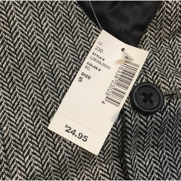 The Children's Place Formal Vest - Picture 3 of 5